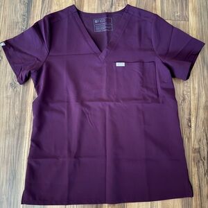 🩺🏥🍇 FIGS Women’s One-Pocket Scrub Top 🍷 Size Medium